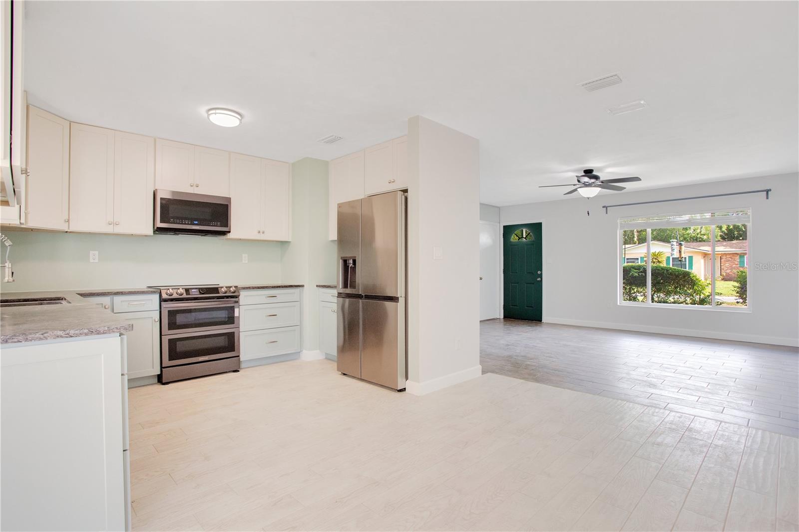Image 9 of 31 For 1511 Avenue F Ne