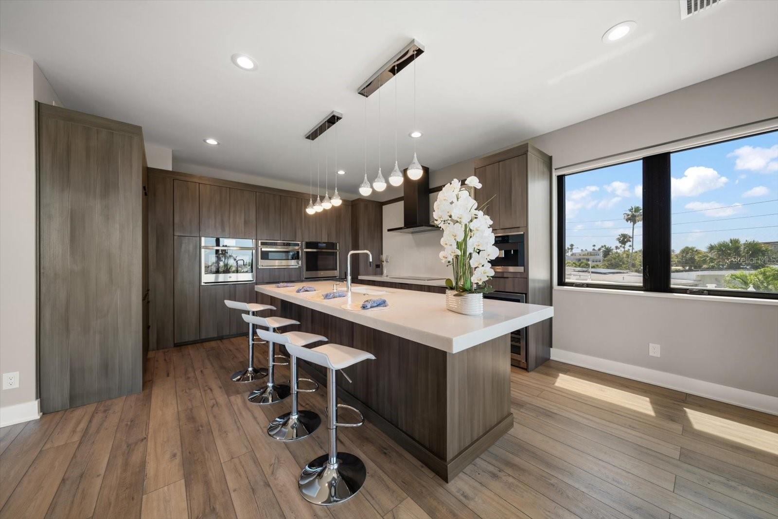 Image 16 of 79 For 16047 Redington Drive