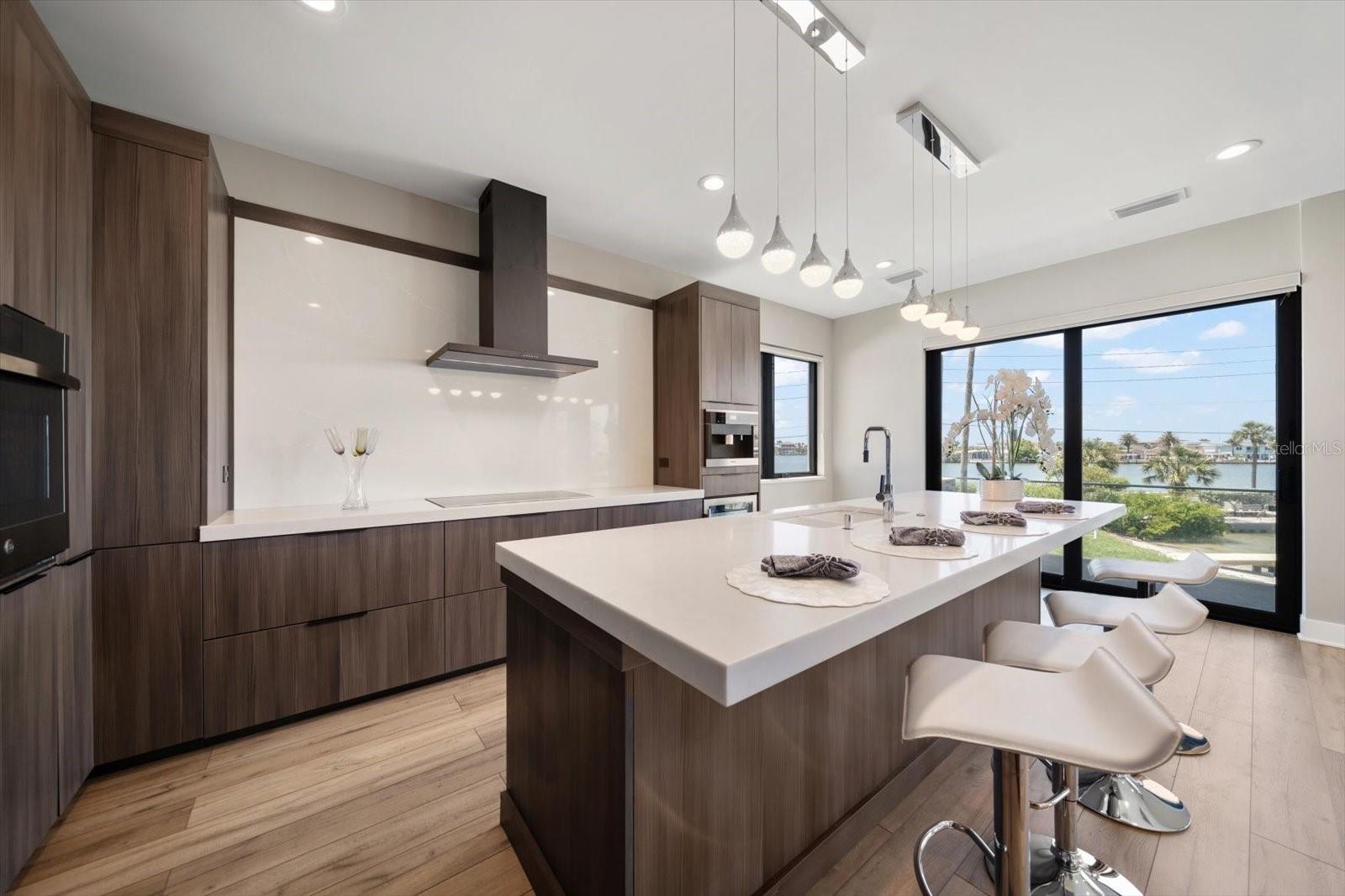 Image 17 of 79 For 16047 Redington Drive
