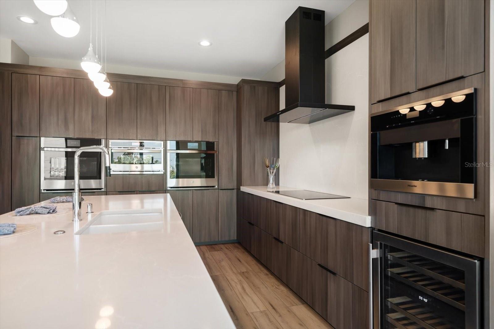 Image 18 of 79 For 16047 Redington Drive