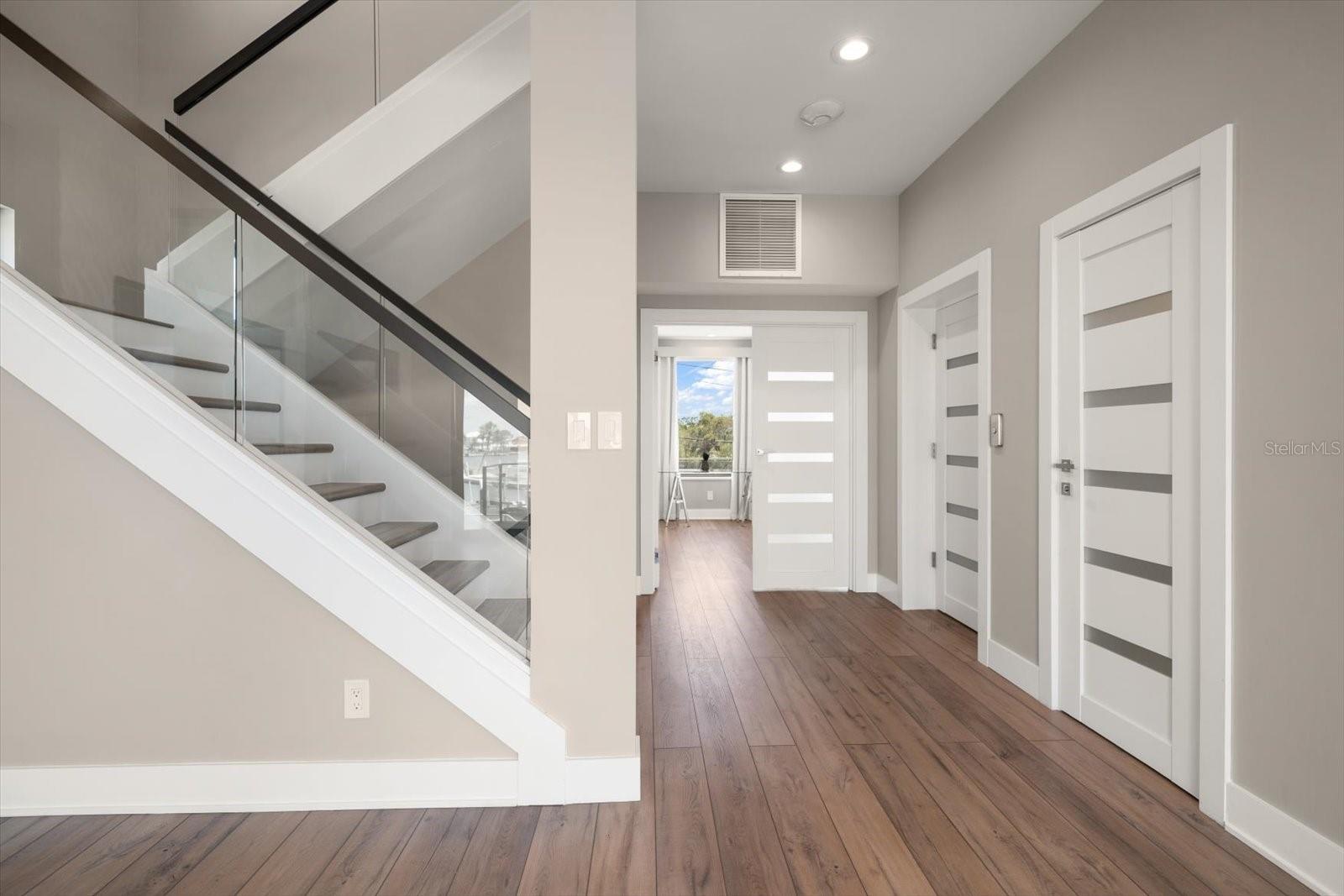 Image 23 of 79 For 16047 Redington Drive