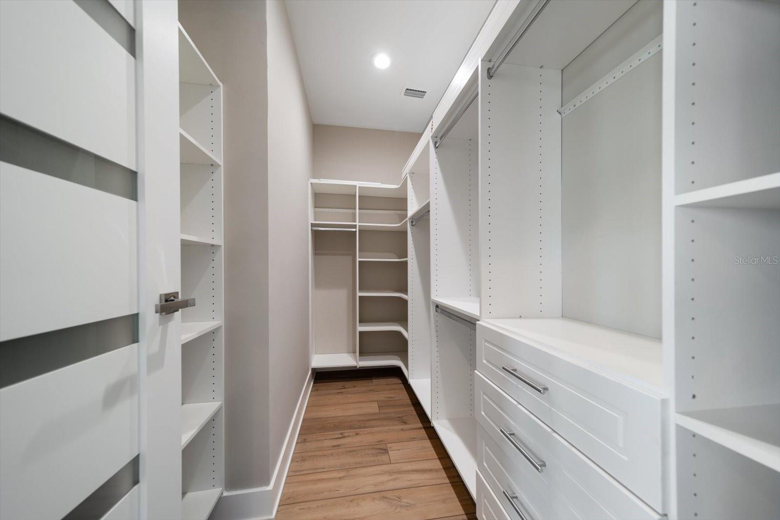 Image 48 of 79 For 16047 Redington Drive