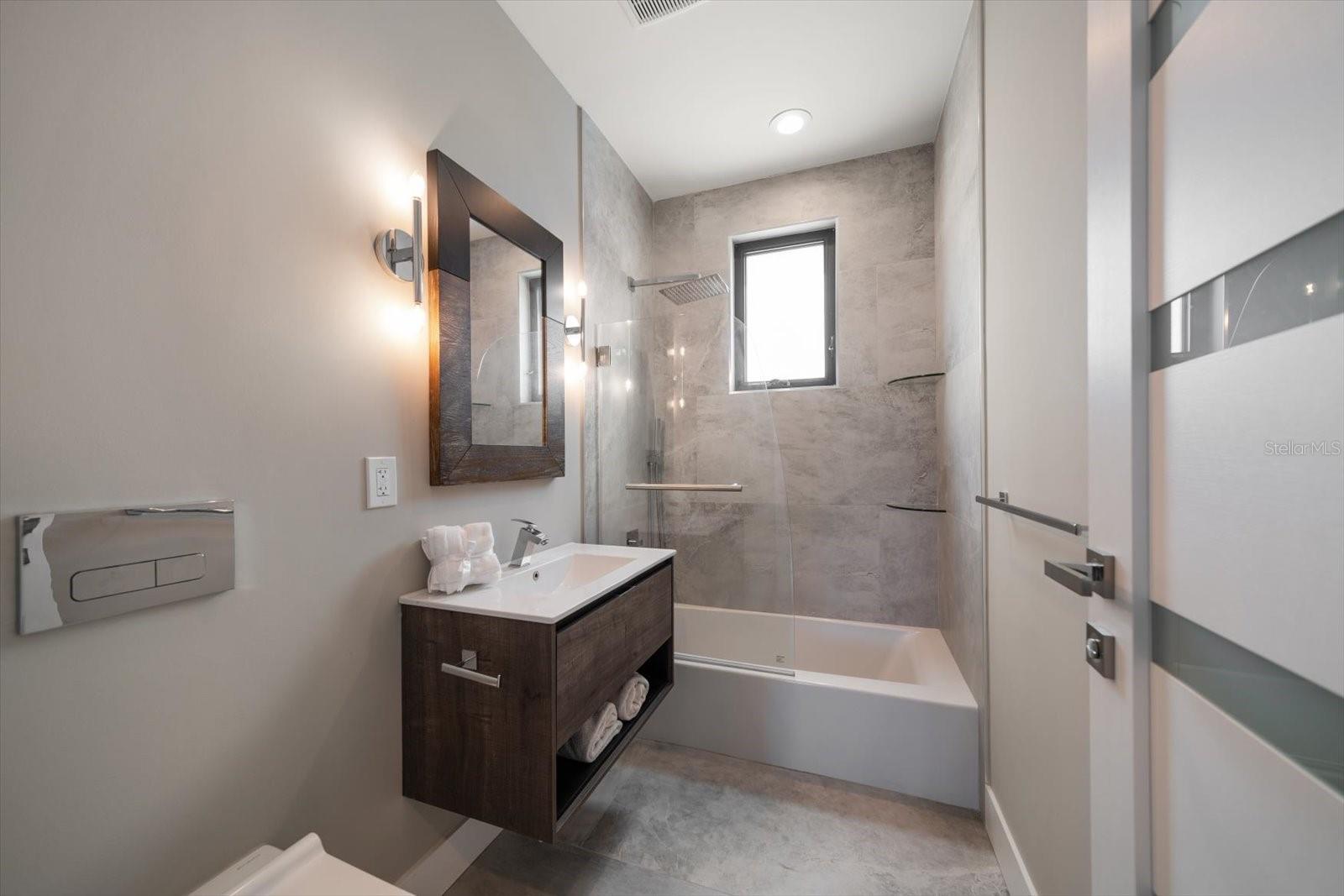 Image 49 of 79 For 16047 Redington Drive