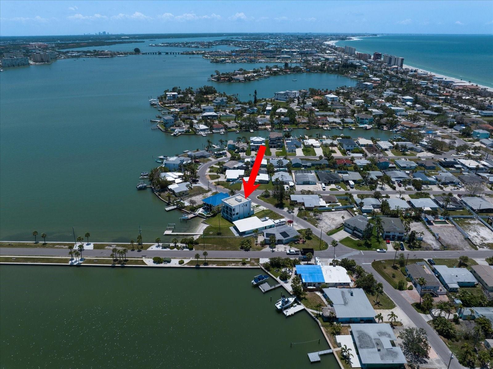 Image 6 of 79 For 16047 Redington Drive