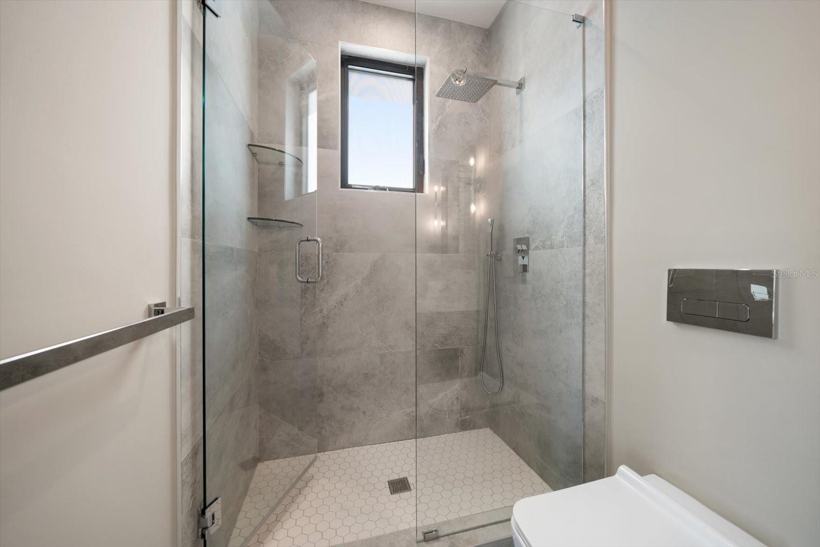 Image 60 of 79 For 16047 Redington Drive