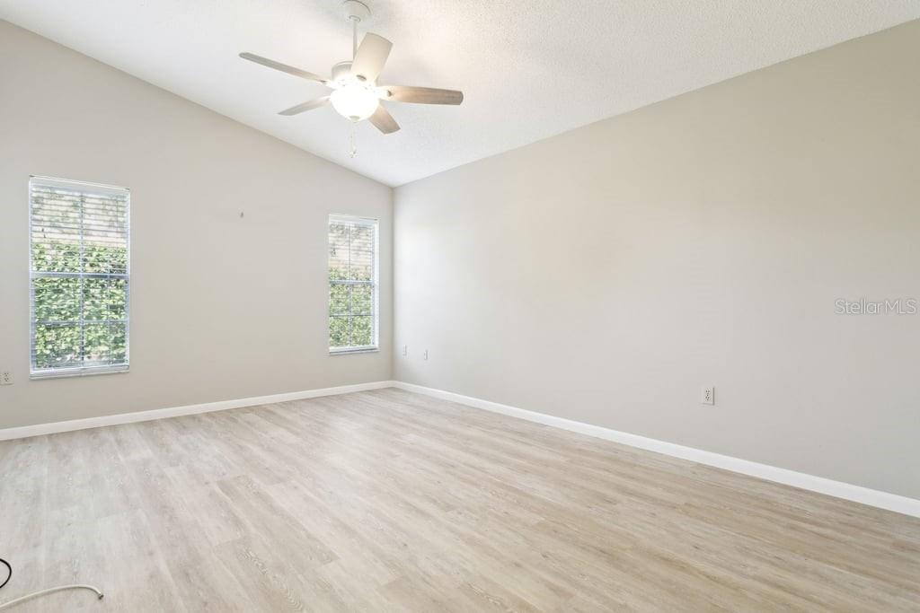 Image 14 of 25 For 4655 Wallingford Court 4655