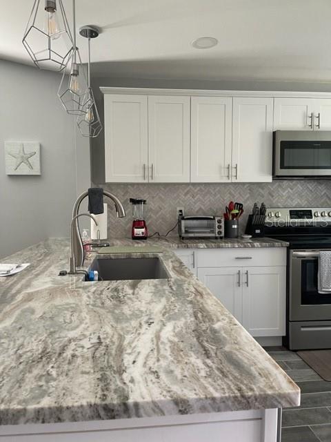 Image 5 of 24 For 2714 60th Avenue Terrace W 12d