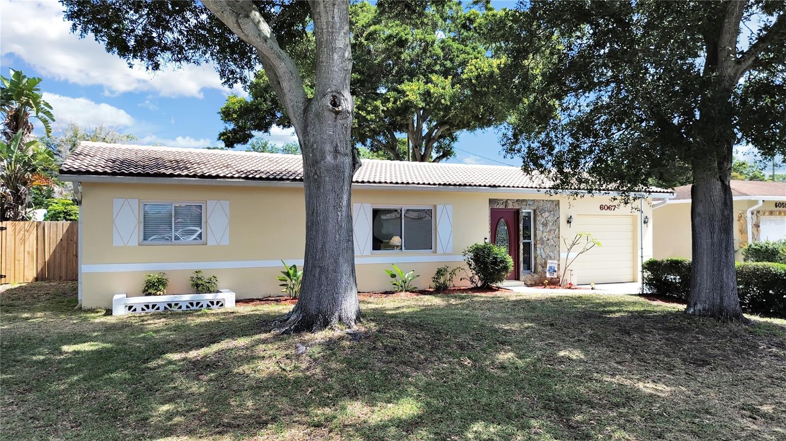 Image 3 of 49 For 6067 43rd Terrace N
