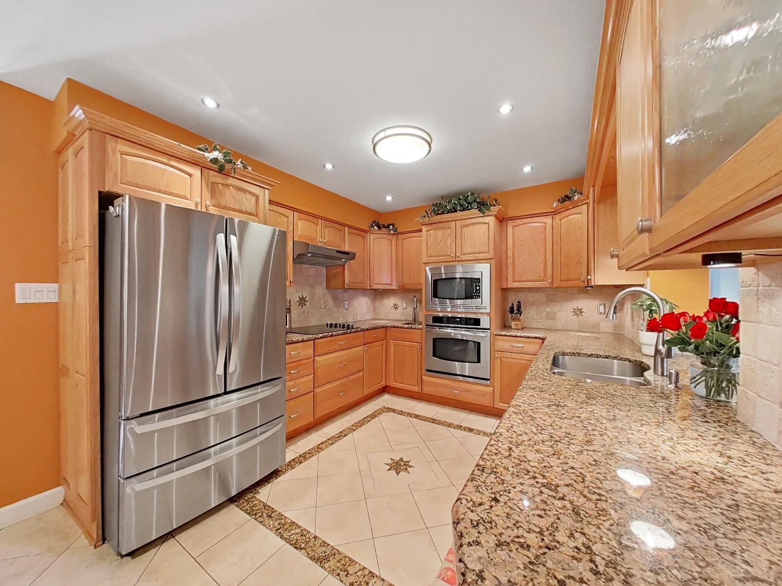 Image 32 of 49 For 6067 43rd Terrace N