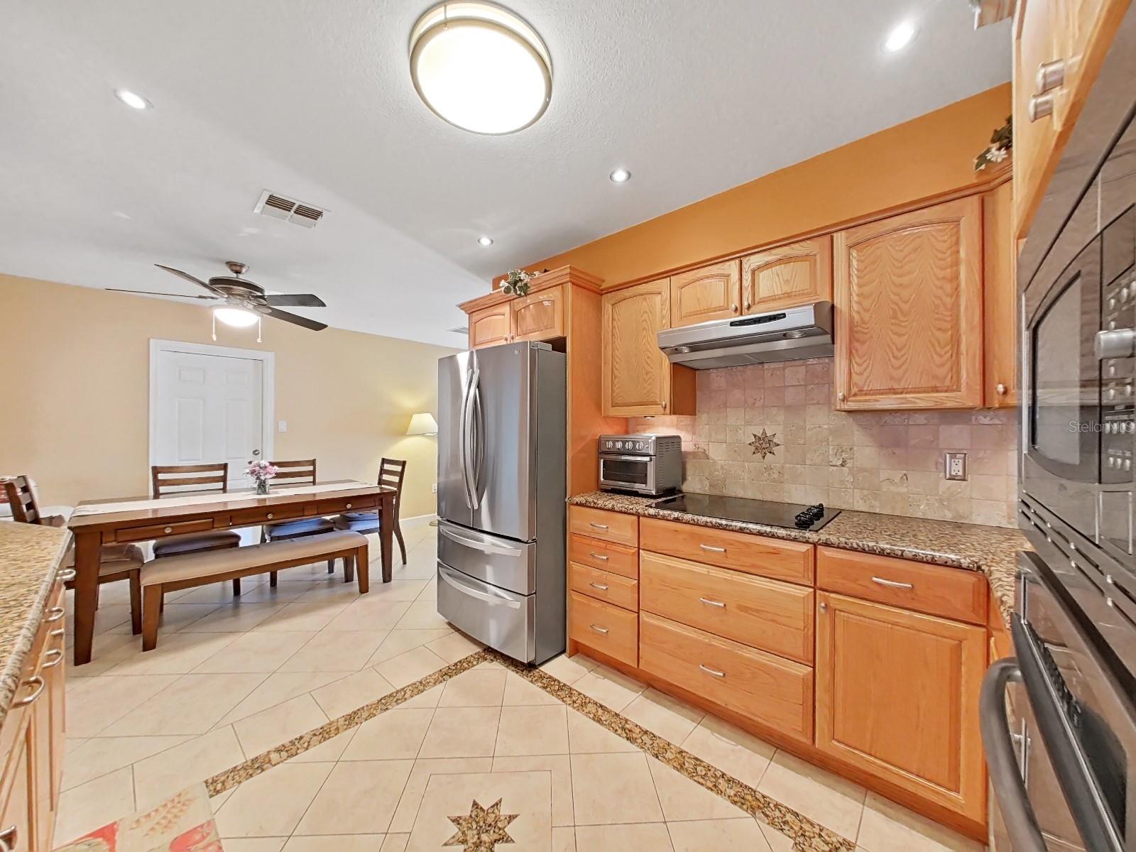 Image 34 of 49 For 6067 43rd Terrace N