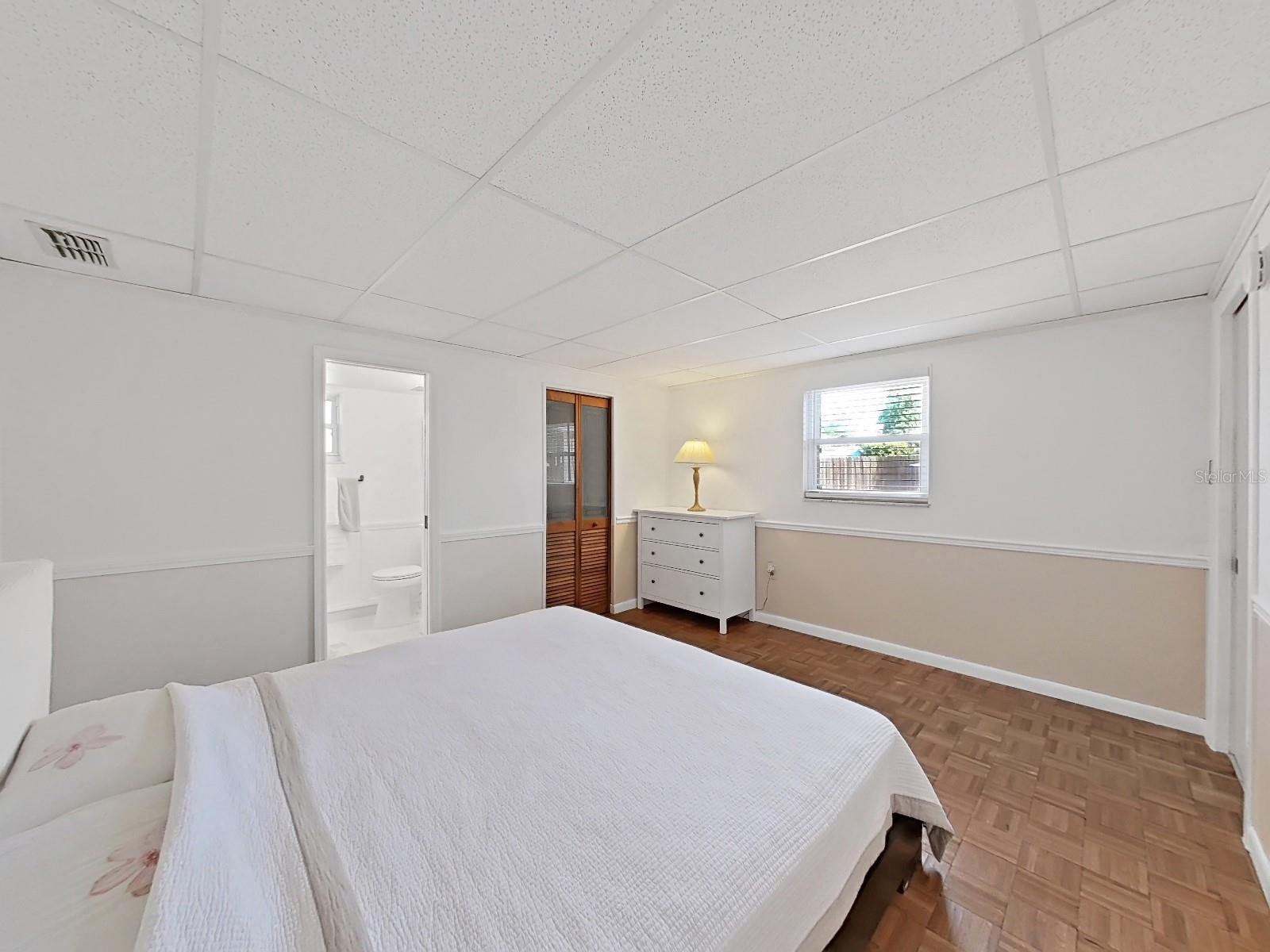 Image 37 of 49 For 6067 43rd Terrace N