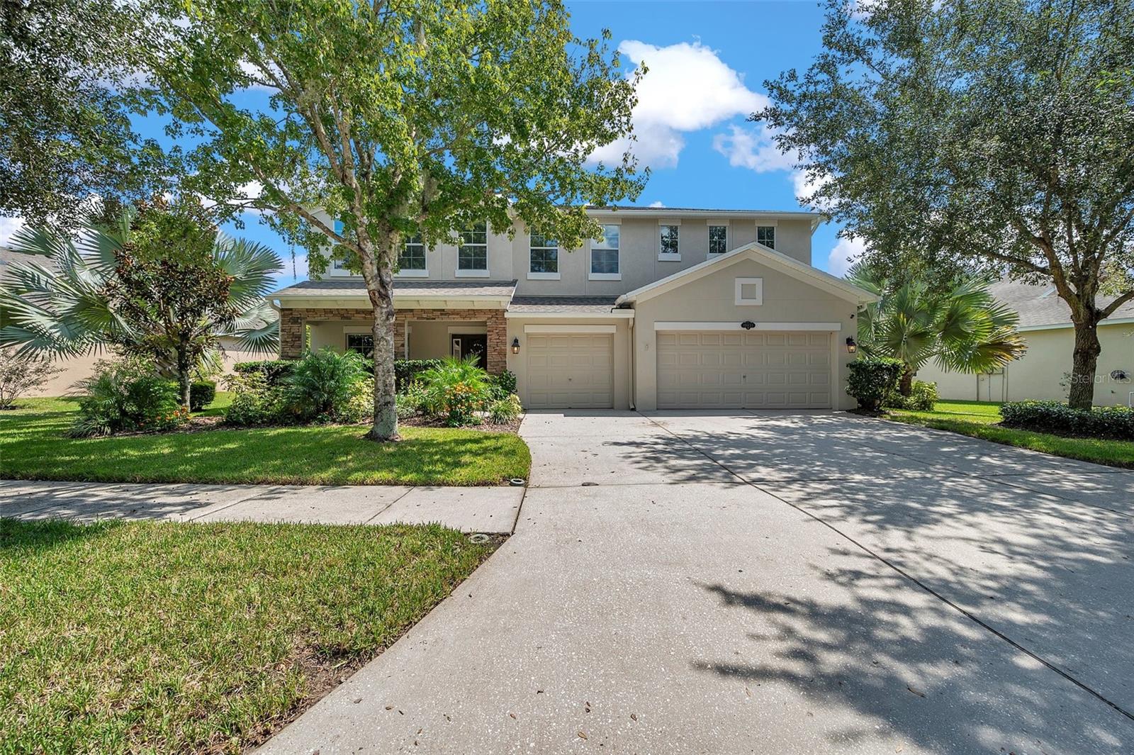Details for 10833 Breaking Rocks Drive, TAMPA, FL 33647
