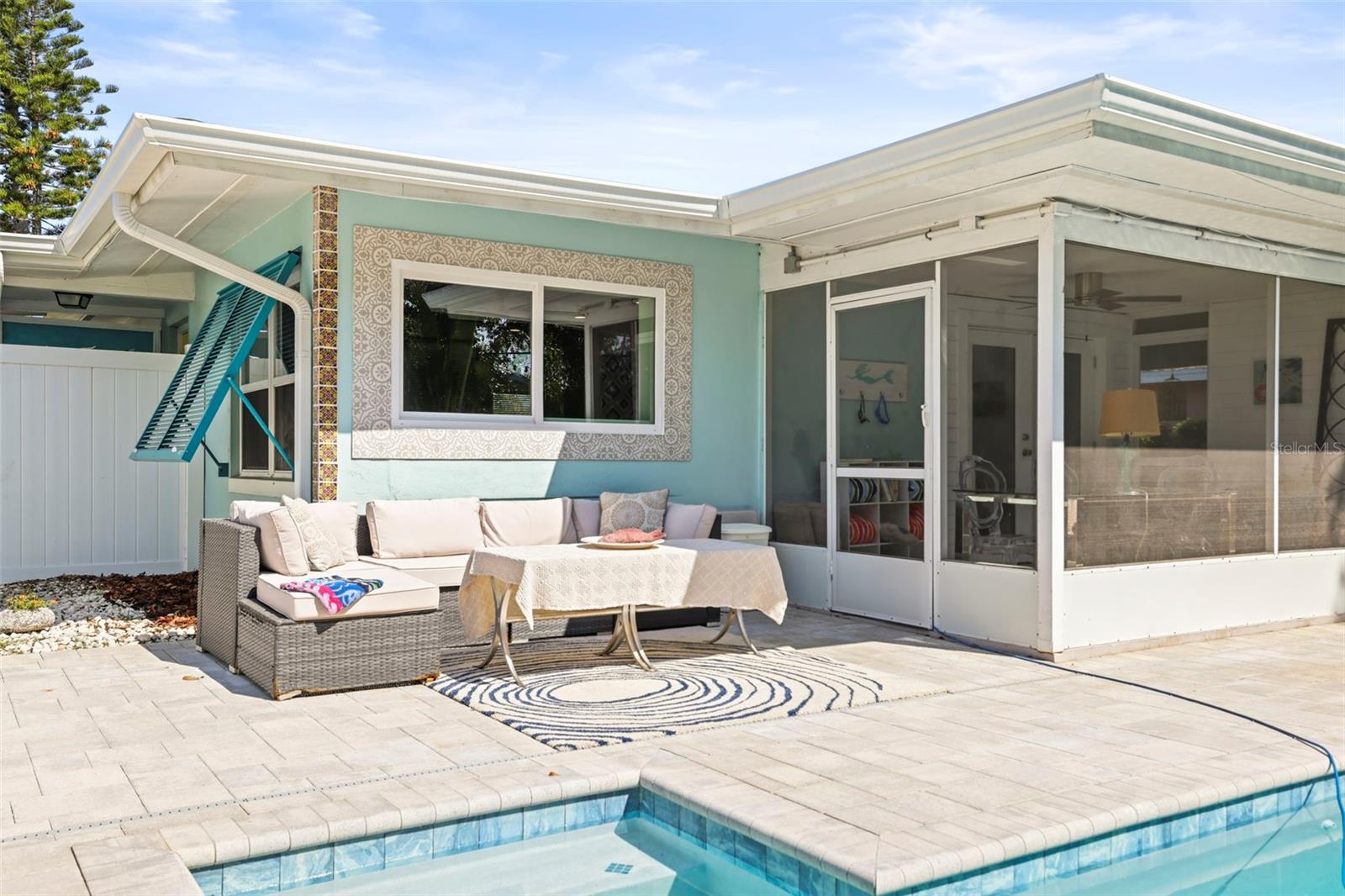 Image 6 of 53 For 2479 Trade Winds Drive