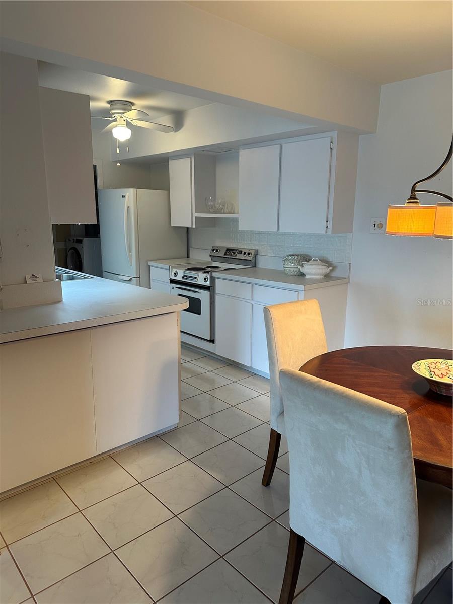 Image 6 of 11 For 10355 Paradise Boulevard 907