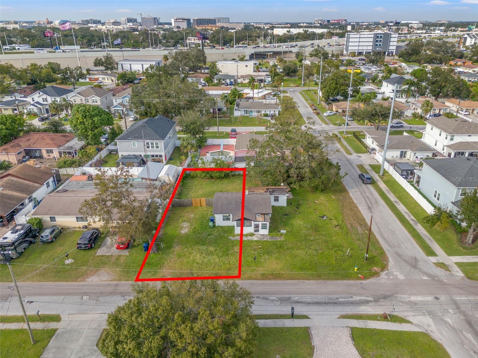 Image 3 of 3 For 4001 Carmen Street 1-2