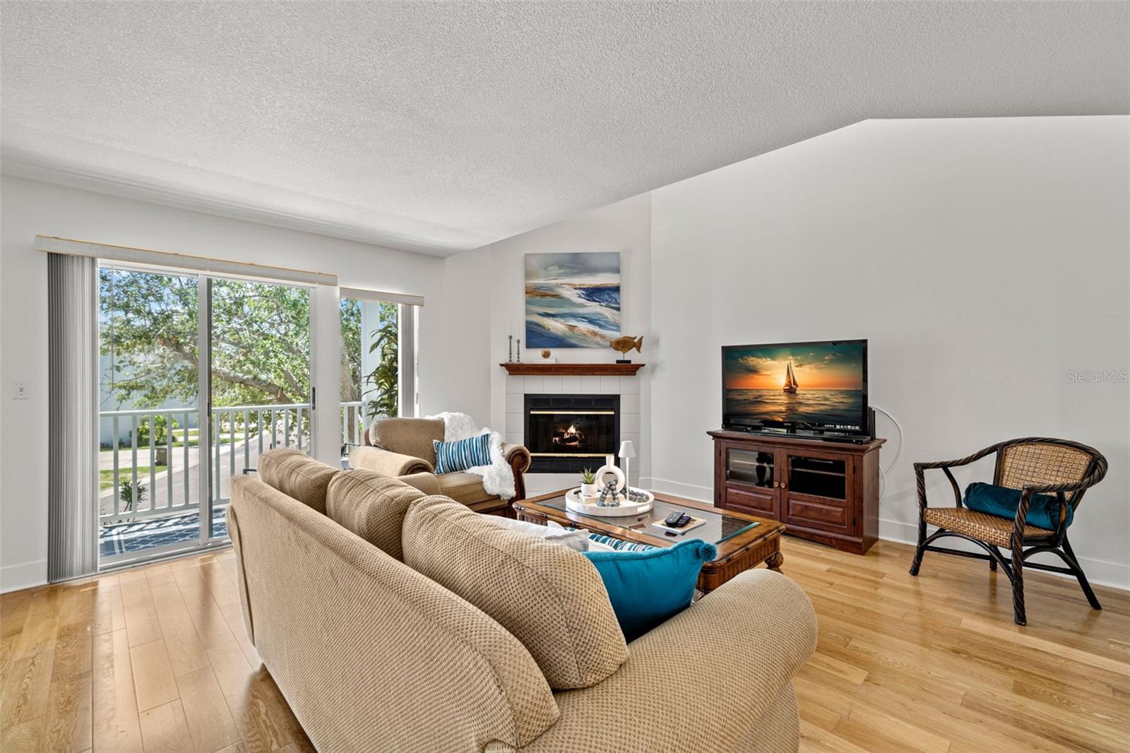 Image 12 of 46 For 616 Garland Circle