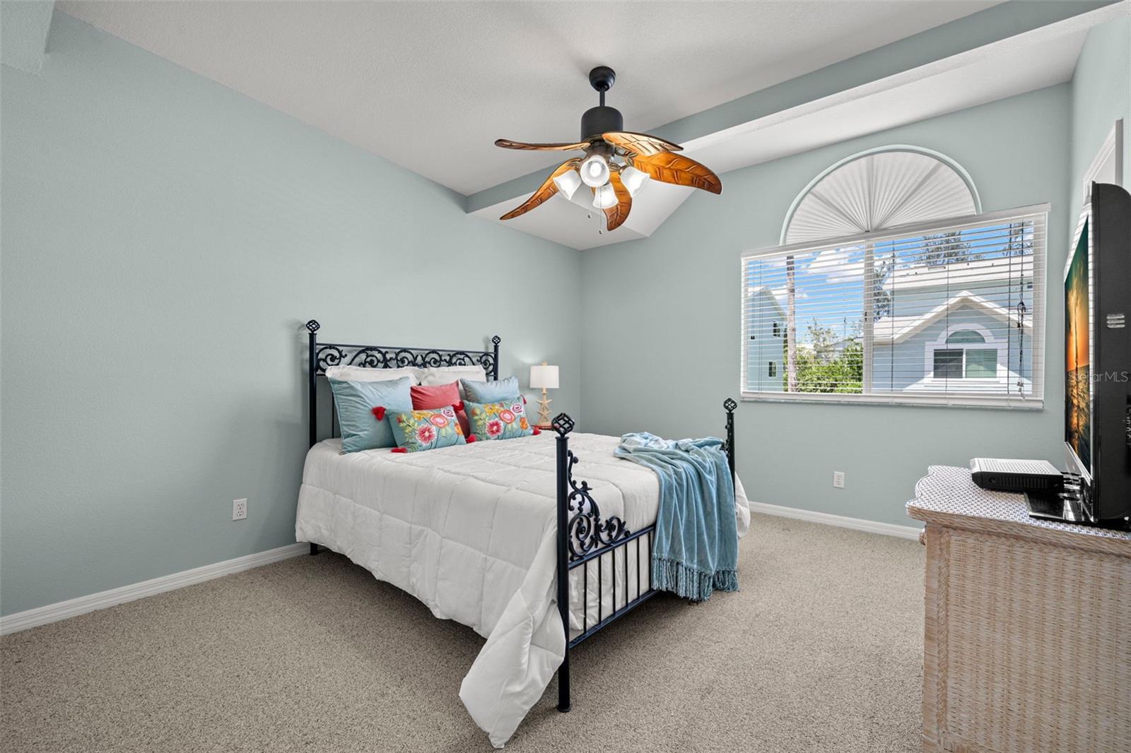 Image 32 of 46 For 616 Garland Circle