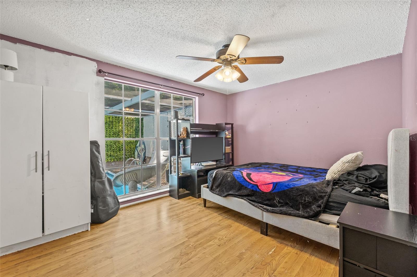 Image 28 of 43 For 12222 Meadowbrook Lane