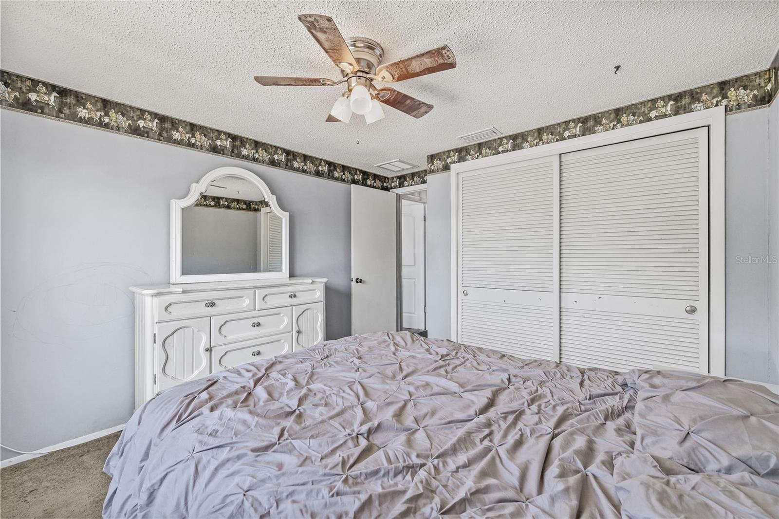 Image 33 of 43 For 12222 Meadowbrook Lane
