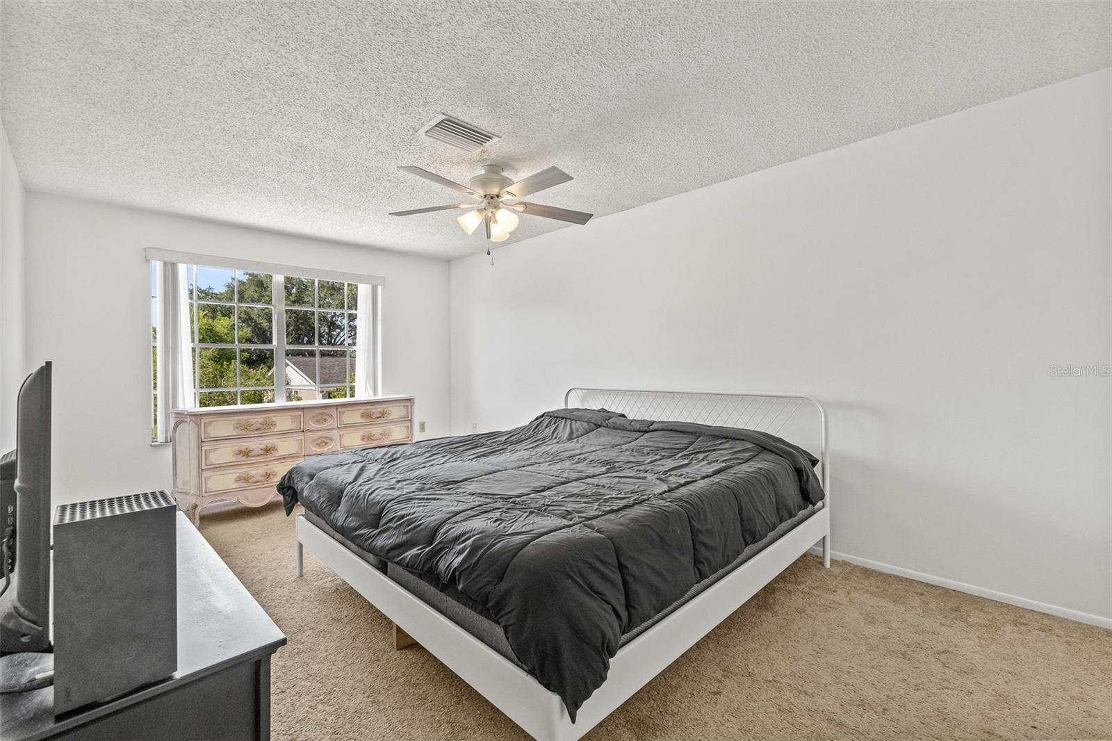 Image 35 of 43 For 12222 Meadowbrook Lane