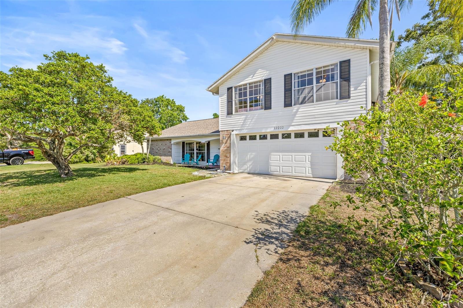 Image 4 of 43 For 12222 Meadowbrook Lane