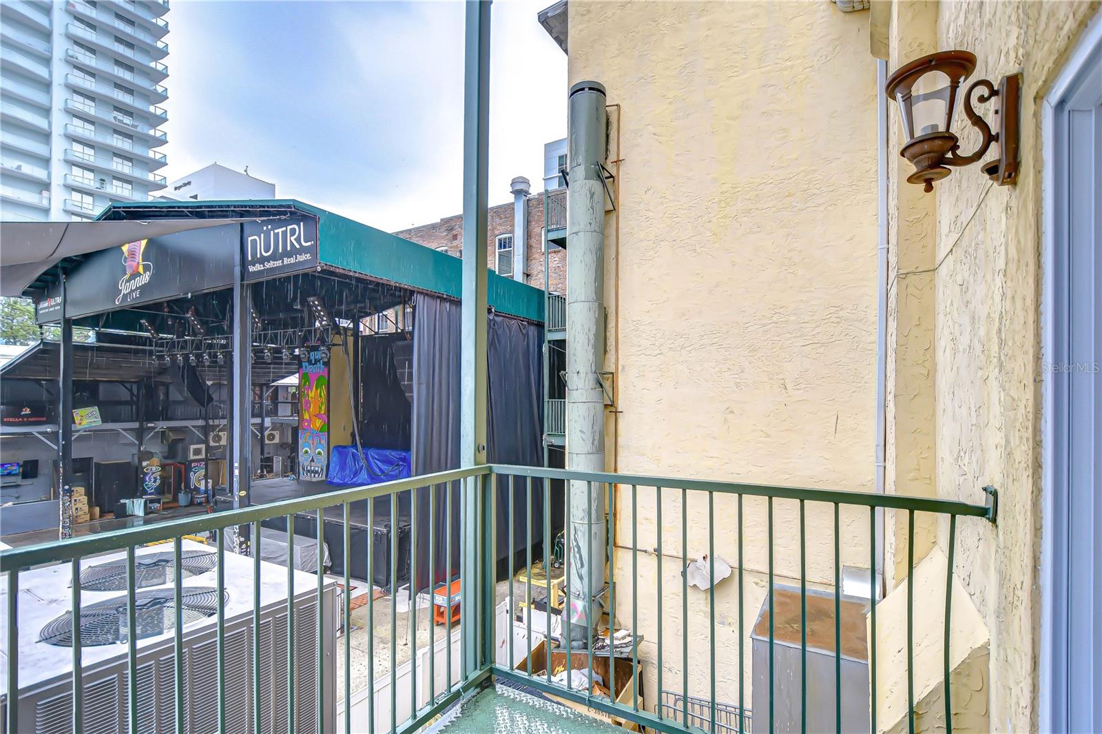 Image 15 of 26 For 215 Central Avenue 2b