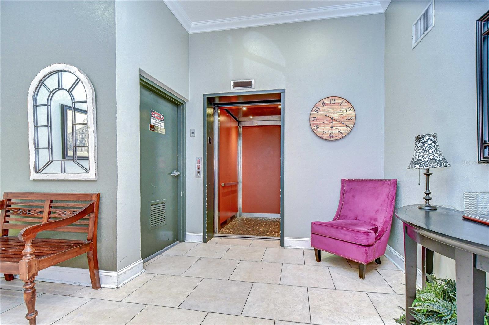 Image 5 of 26 For 215 Central Avenue 2b