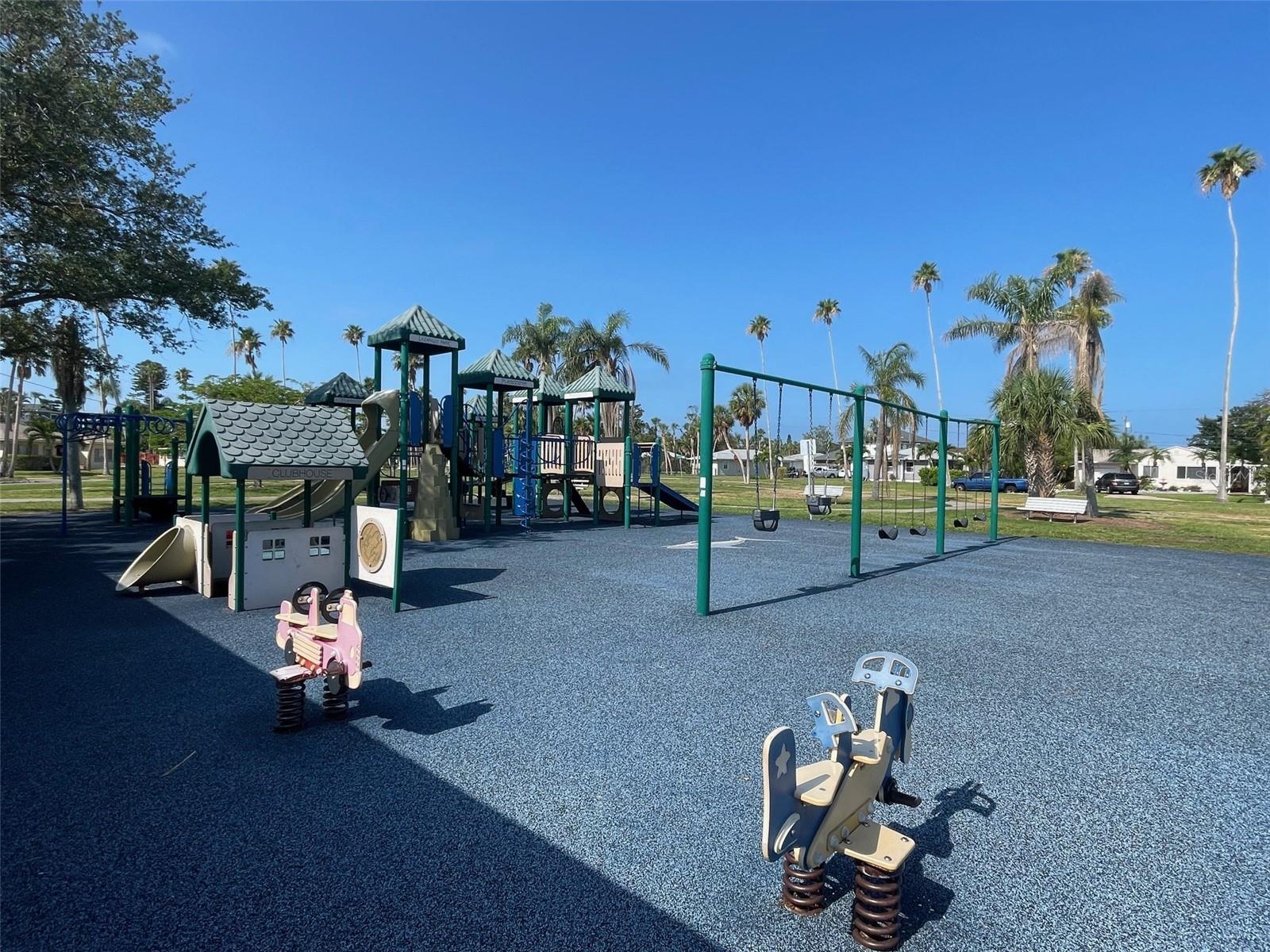 Listing photo id 1 for 3207 De Bazan Avenue