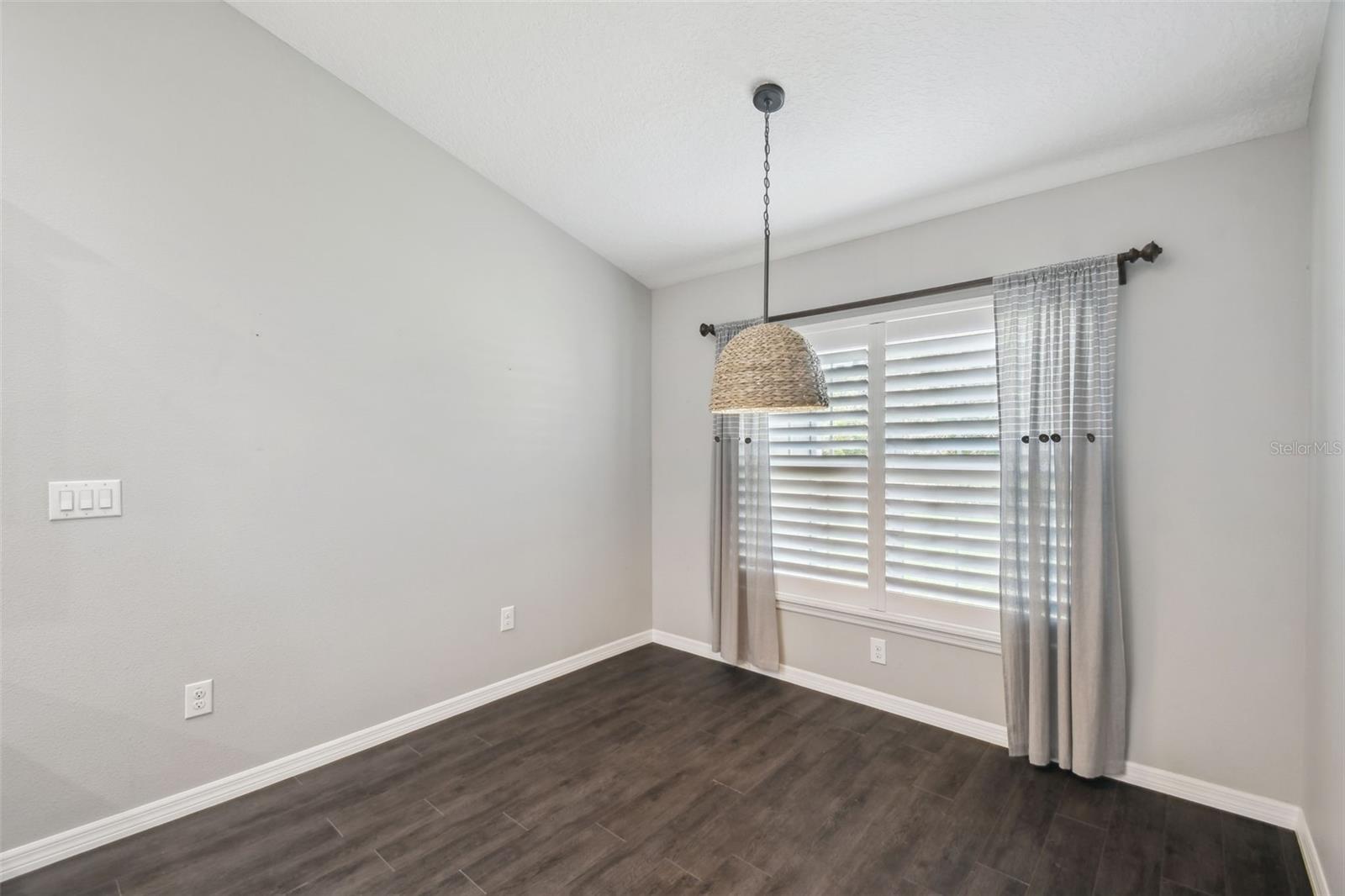 Image 14 of 42 For 13227 Quigley Avenue