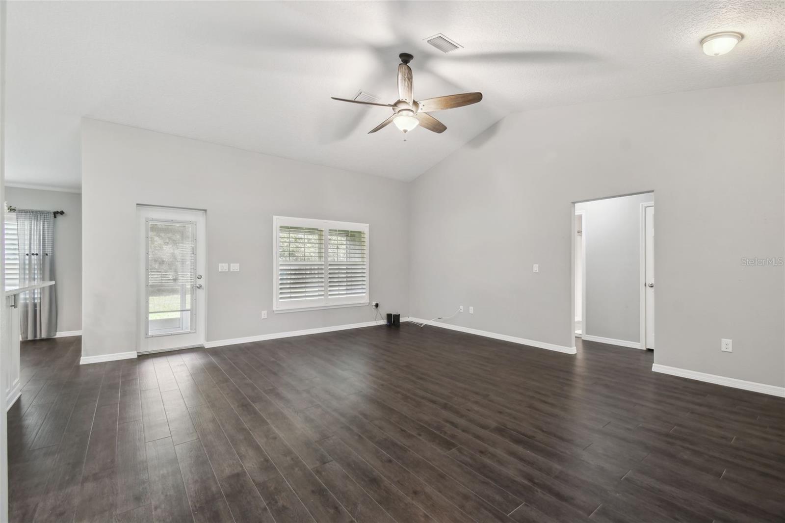 Image 7 of 42 For 13227 Quigley Avenue