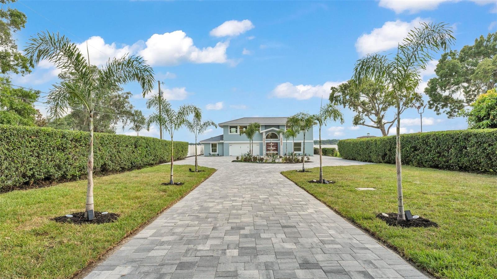 Image 6 of 98 For 390 Windermere Drive