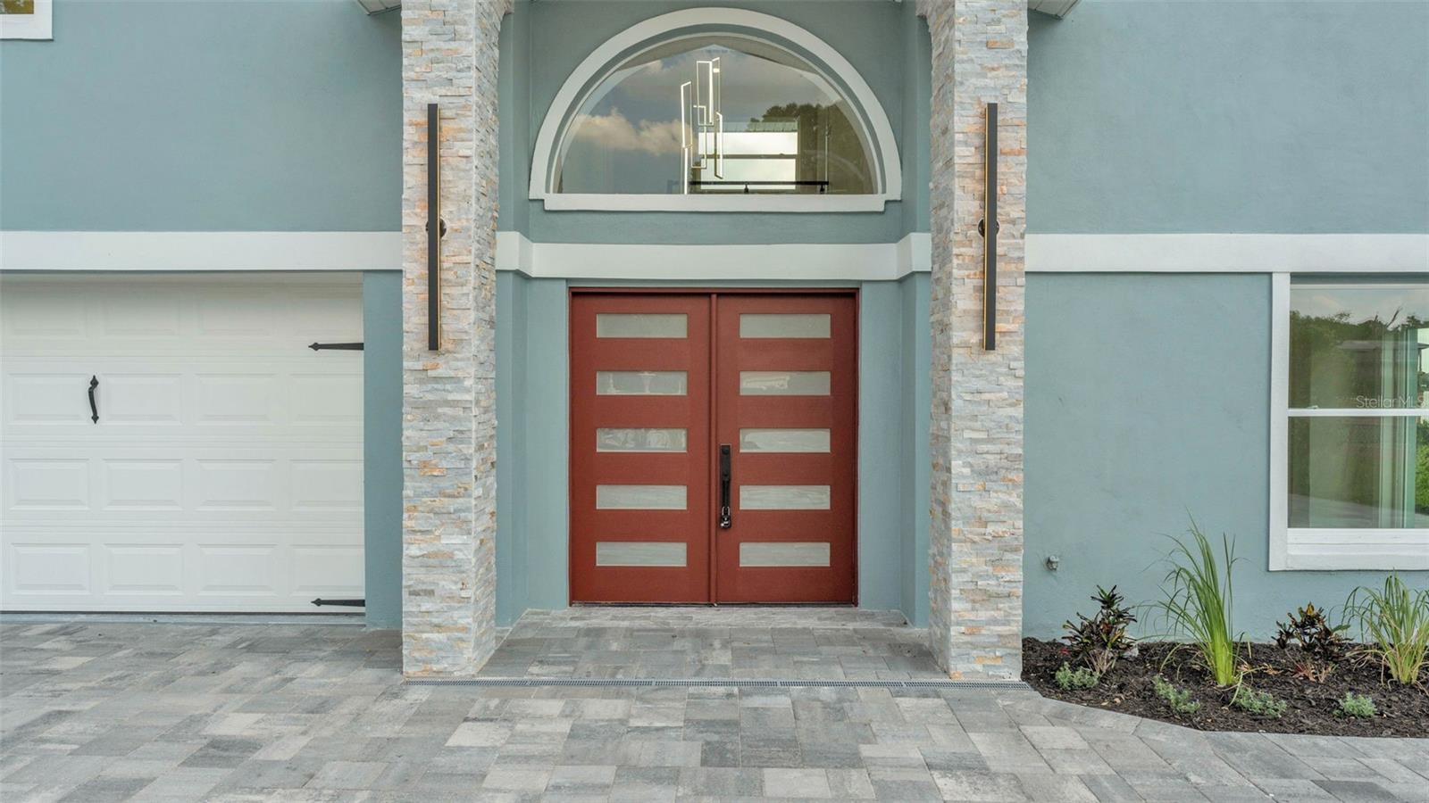 Image 90 of 98 For 390 Windermere Drive