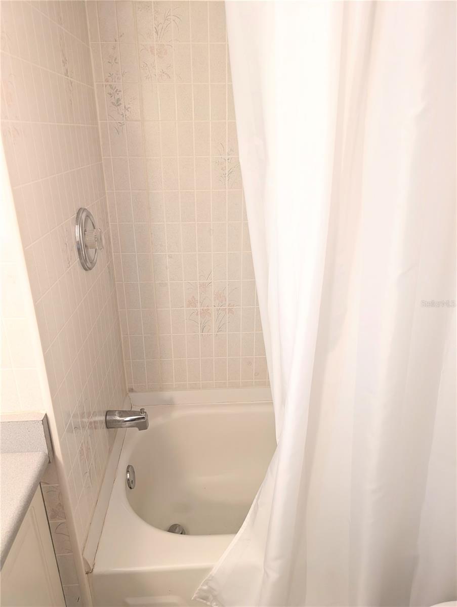 Image 17 of 19 For 6641 Kumquat Drive