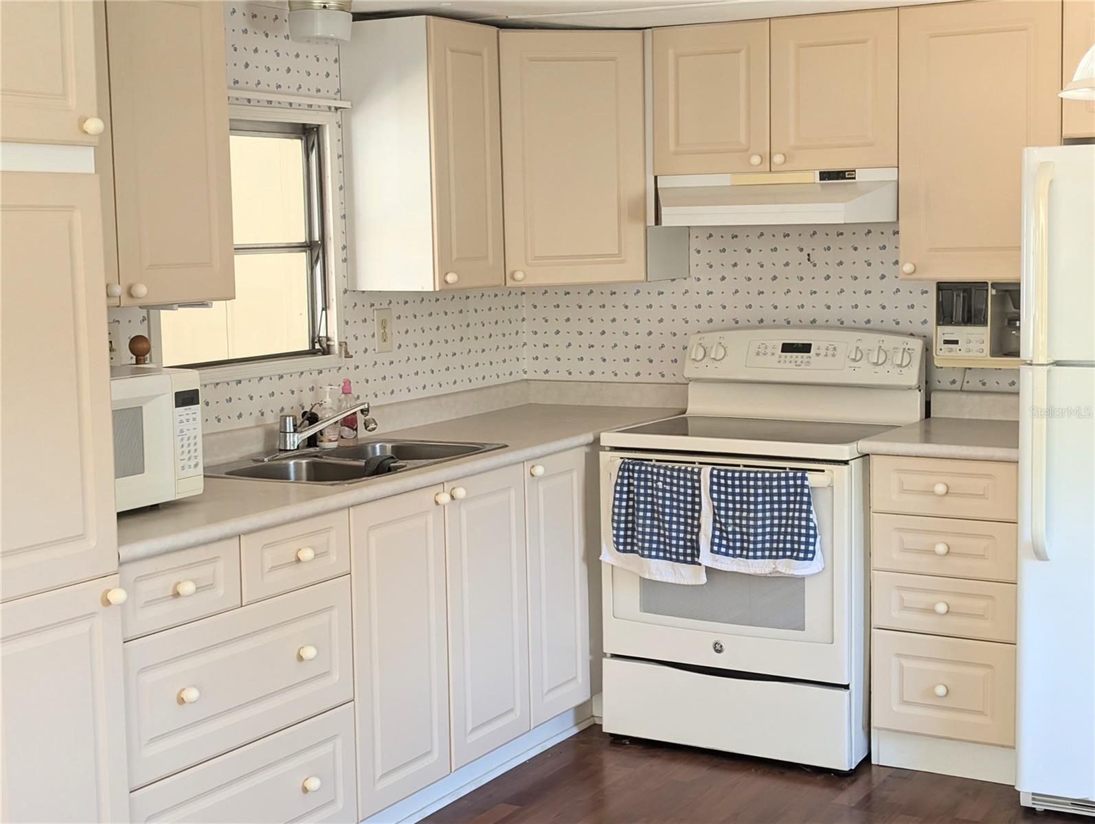 Image 6 of 19 For 6641 Kumquat Drive