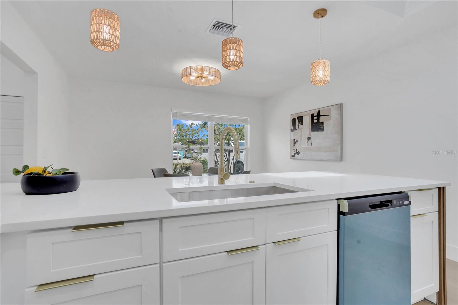 Image 12 of 44 For 323 48th Street Nw
