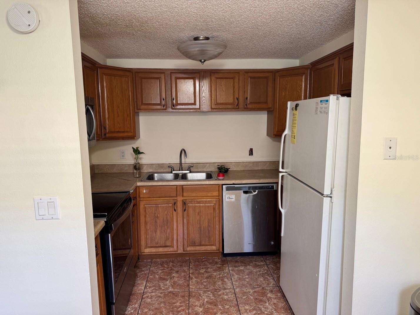 Image 4 of 27 For 6807 Juanita Street A