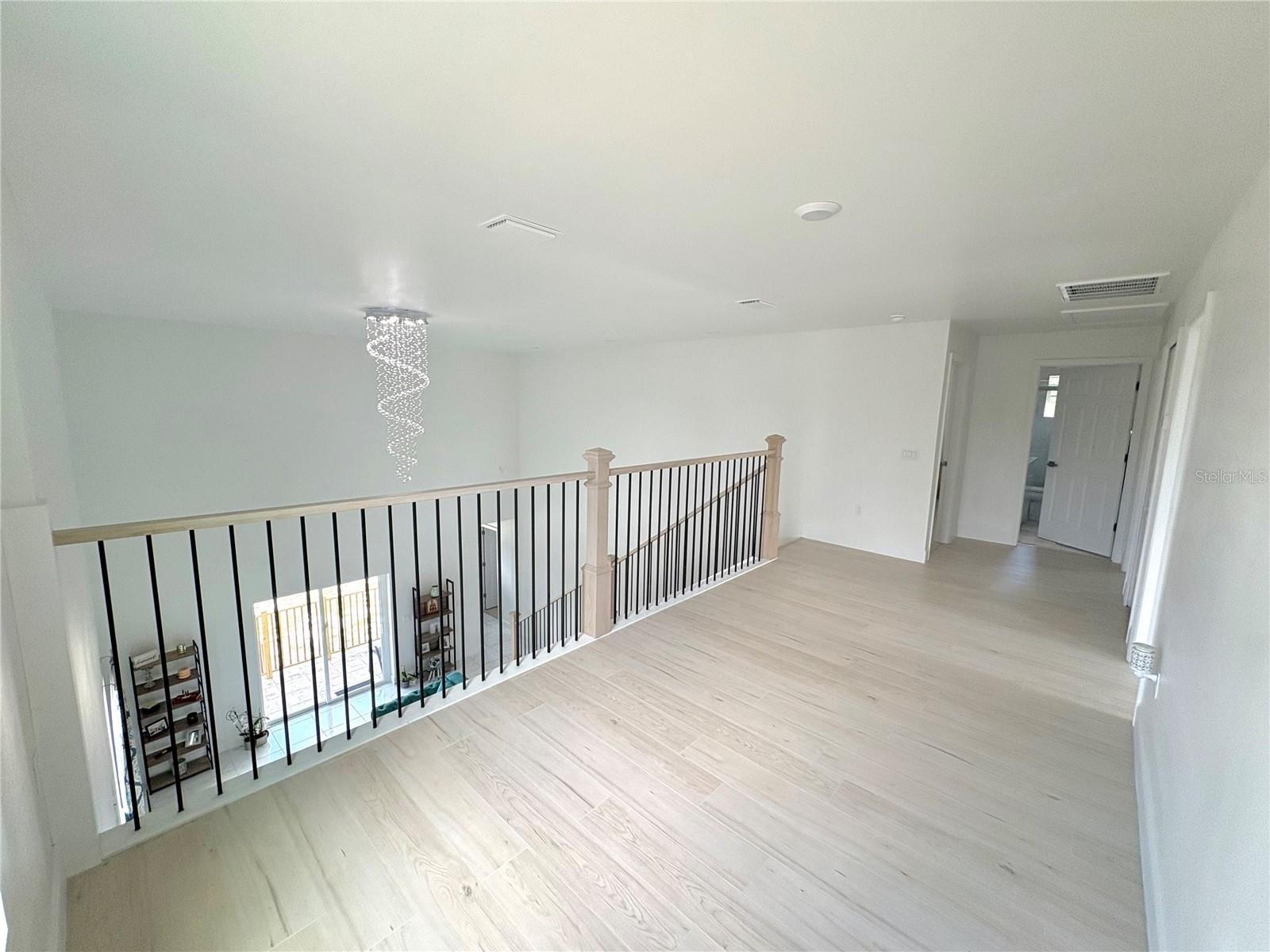 Image 12 of 21 For 7044 Brickell Court