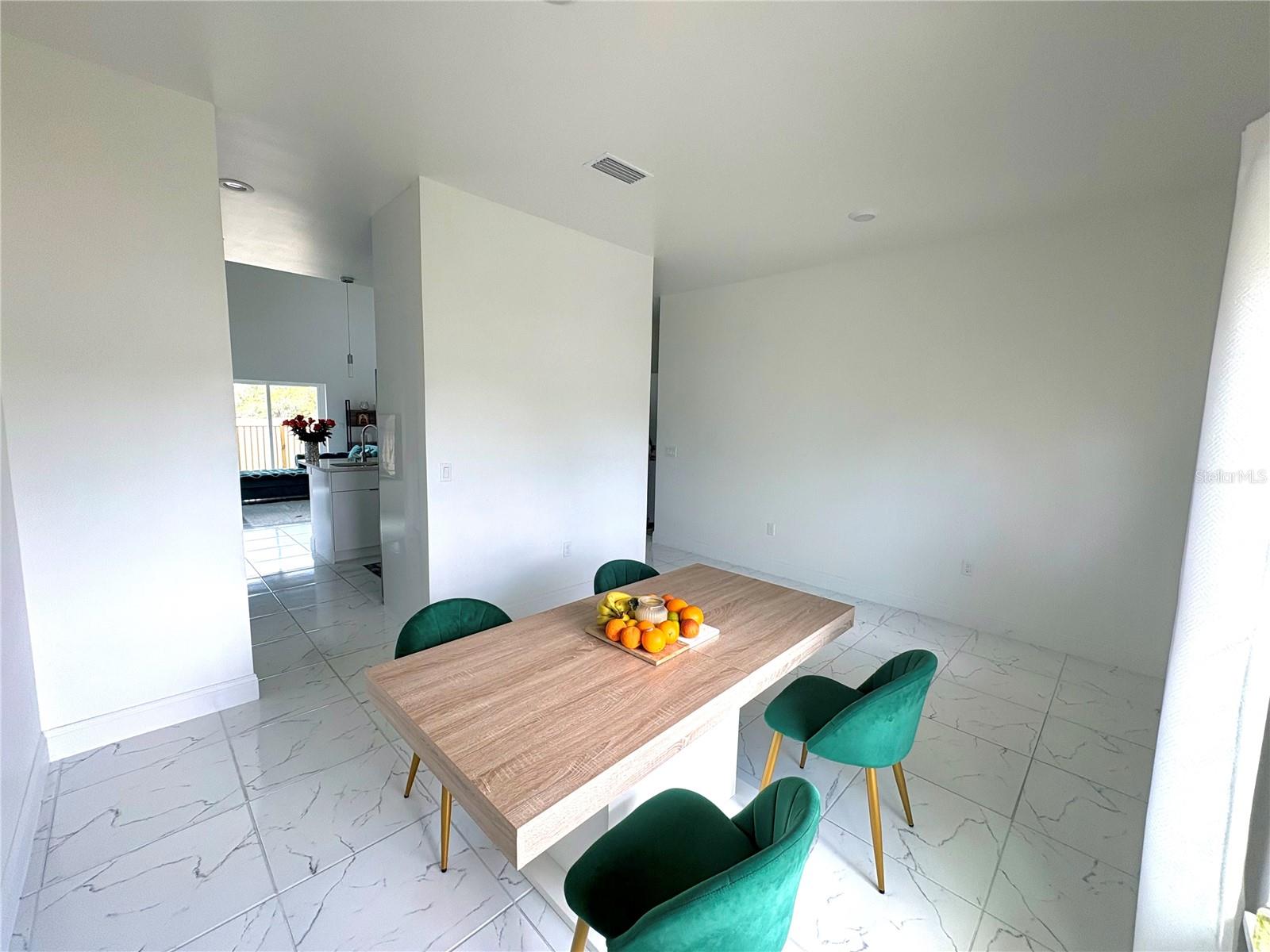 Image 4 of 21 For 7044 Brickell Court