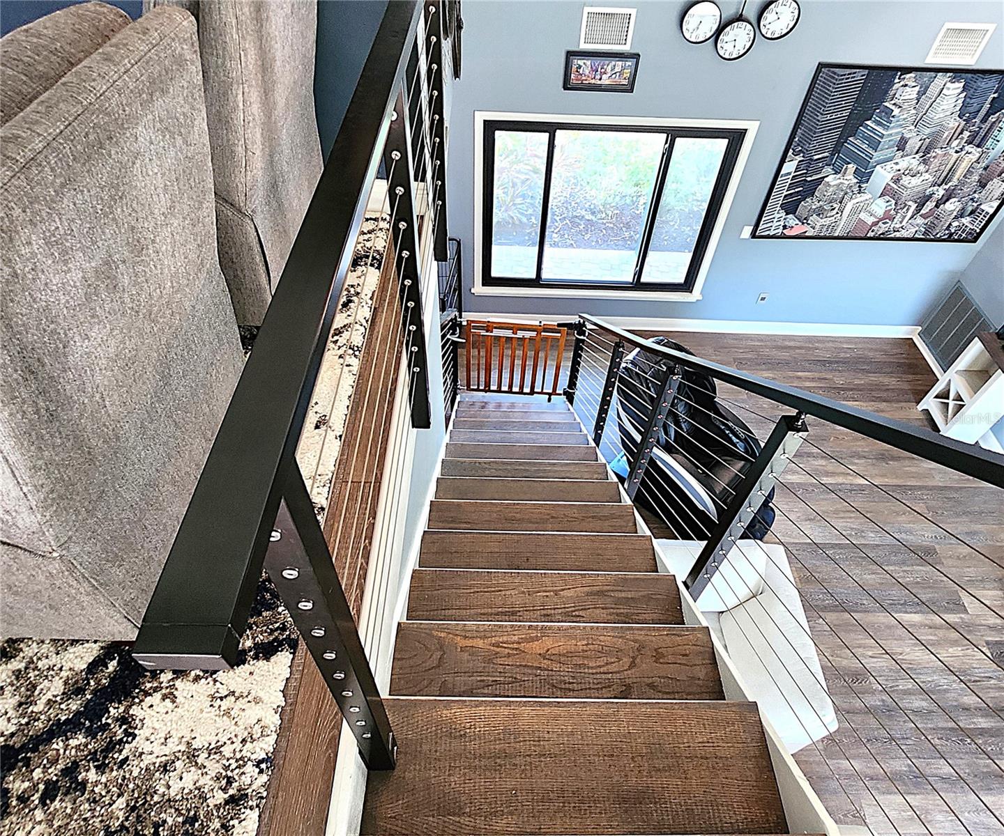 Image 36 of 73 For 1608 20th Avenue W