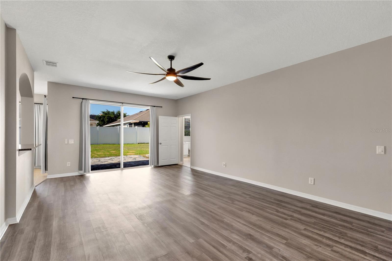 Image 13 of 43 For 7732 Bulls Head Drive