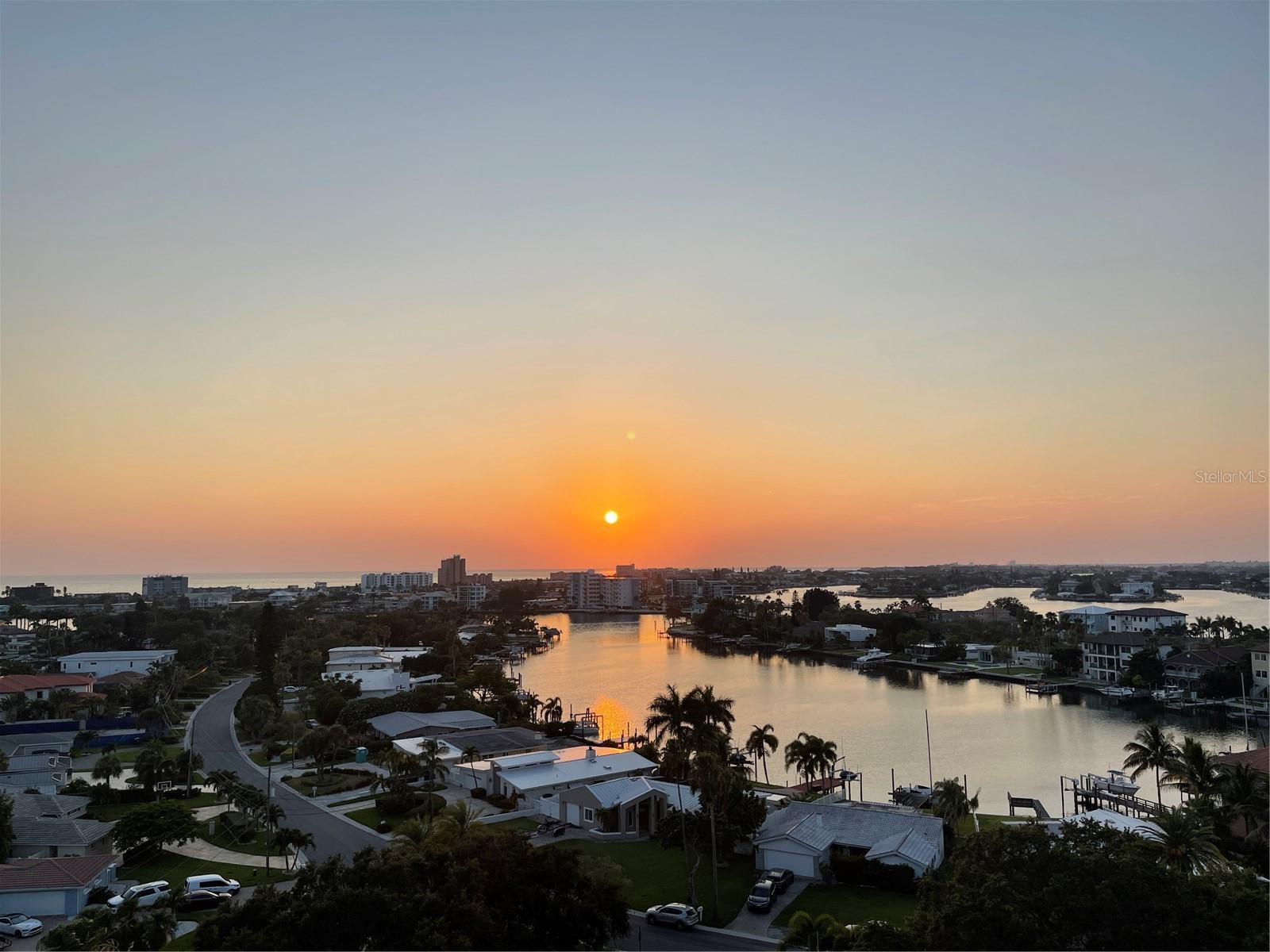 Image 2 of 64 For 10355 Paradise Boulevard 1003