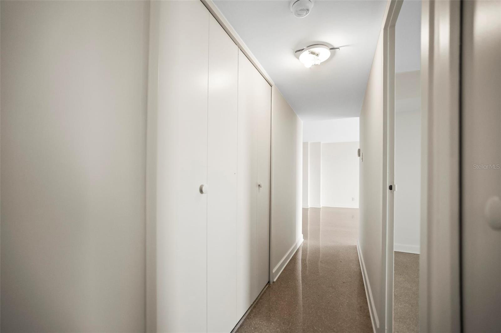Image 25 of 64 For 10355 Paradise Boulevard 1003