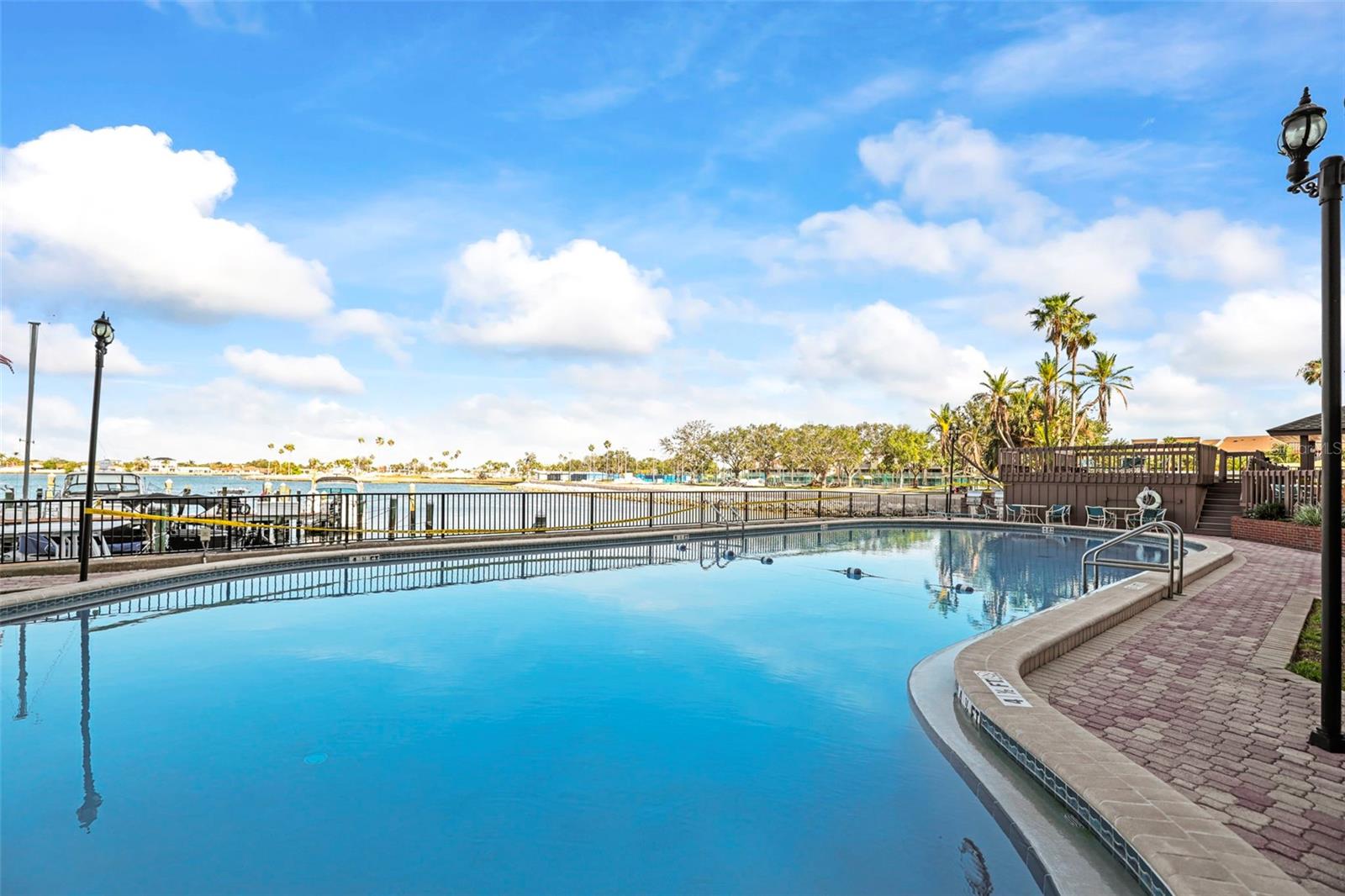 Image 44 of 64 For 10355 Paradise Boulevard 1003
