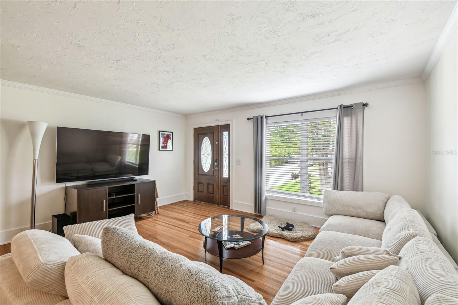Image 13 of 82 For 5005 Evelyn Drive