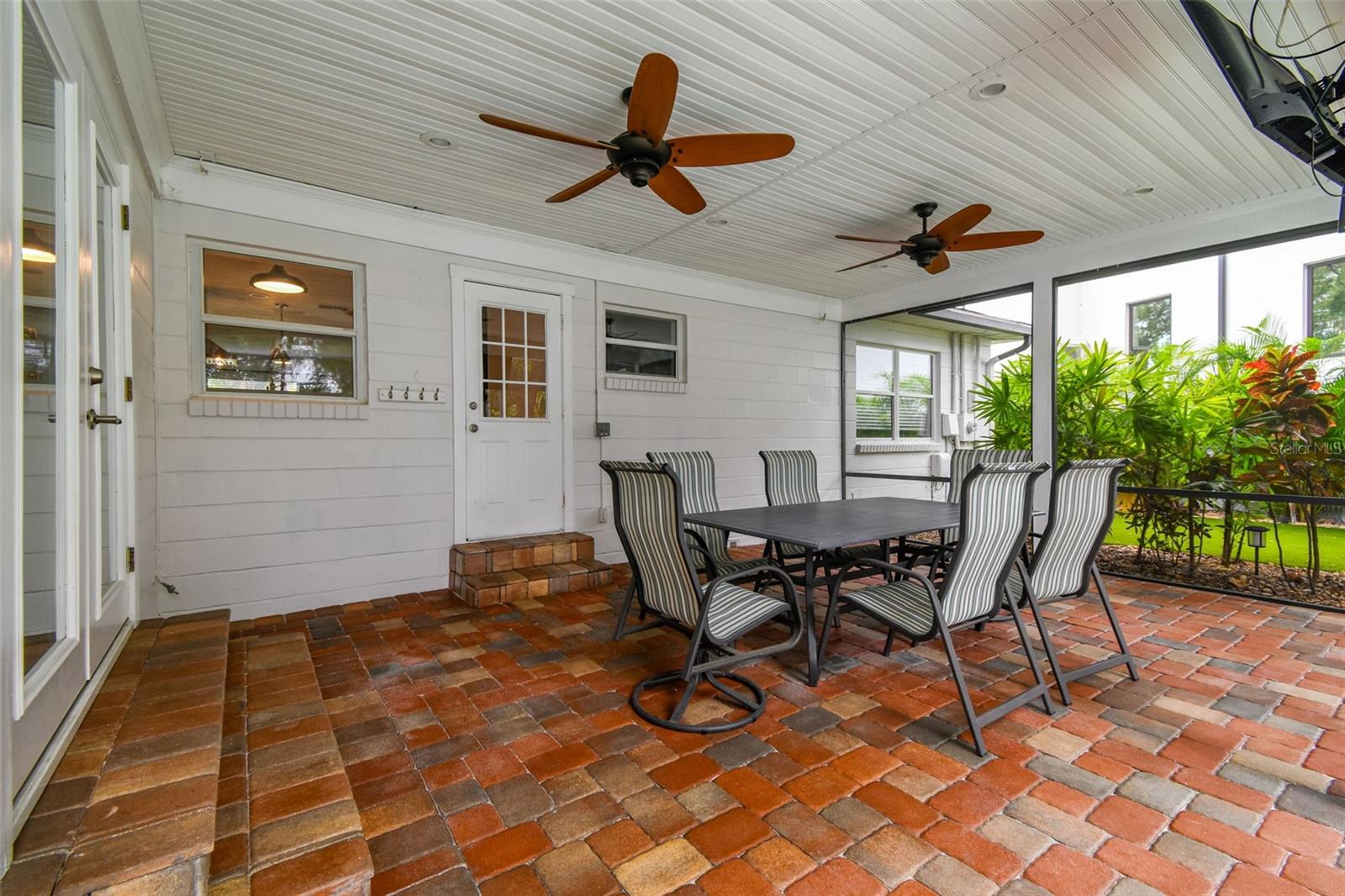 Image 61 of 82 For 5005 Evelyn Drive