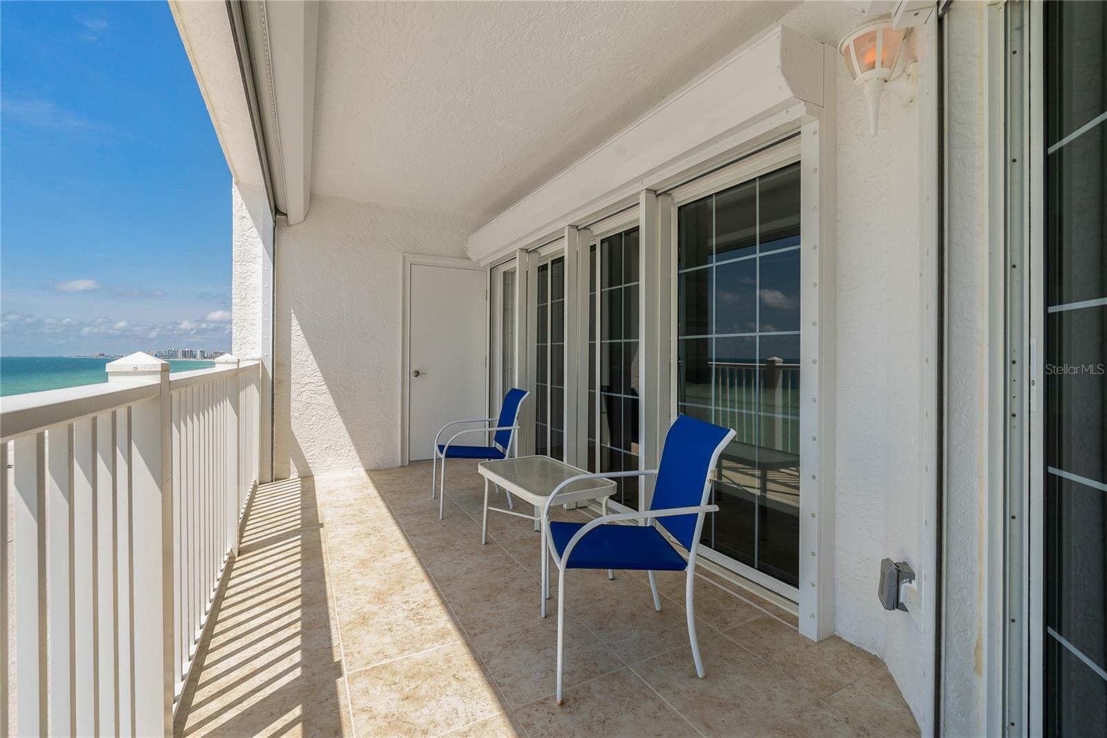 Listing photo id 28 for 1586 Gulf Boulevard 2502
