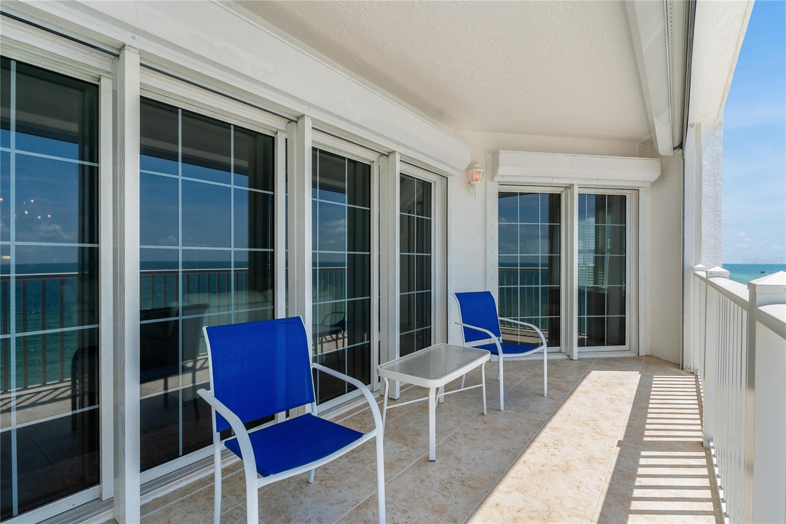 Listing photo id 31 for 1586 Gulf Boulevard 2502