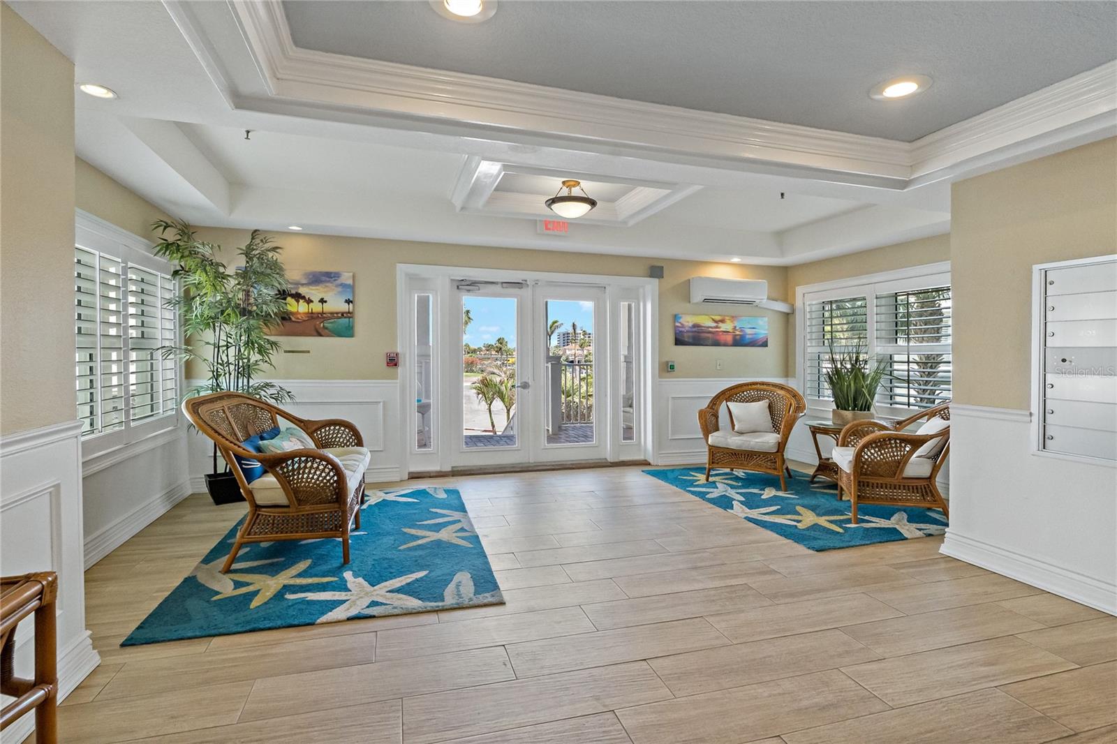 Listing photo id 34 for 1586 Gulf Boulevard 2502