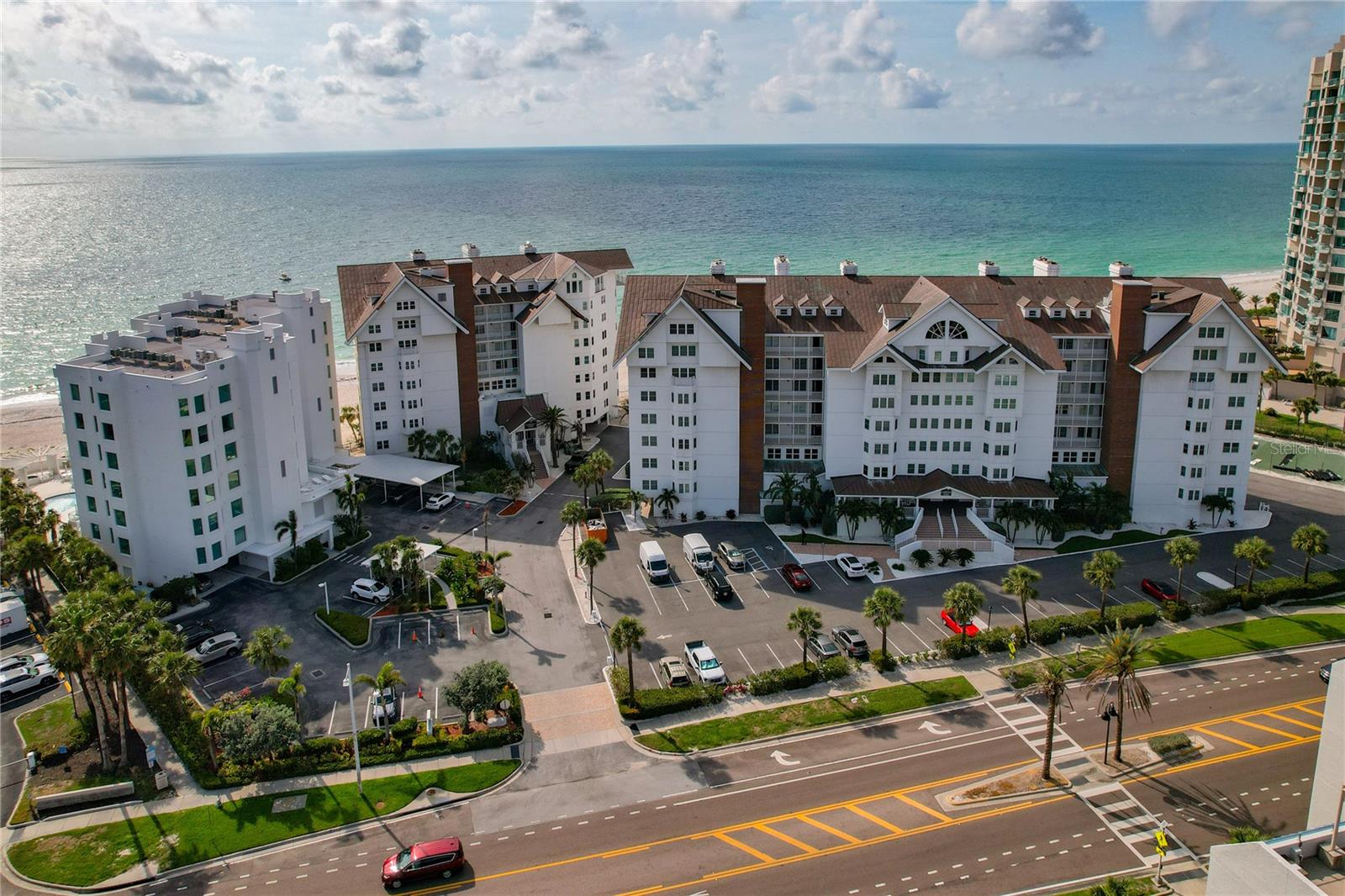 Listing photo id 40 for 1586 Gulf Boulevard 2502