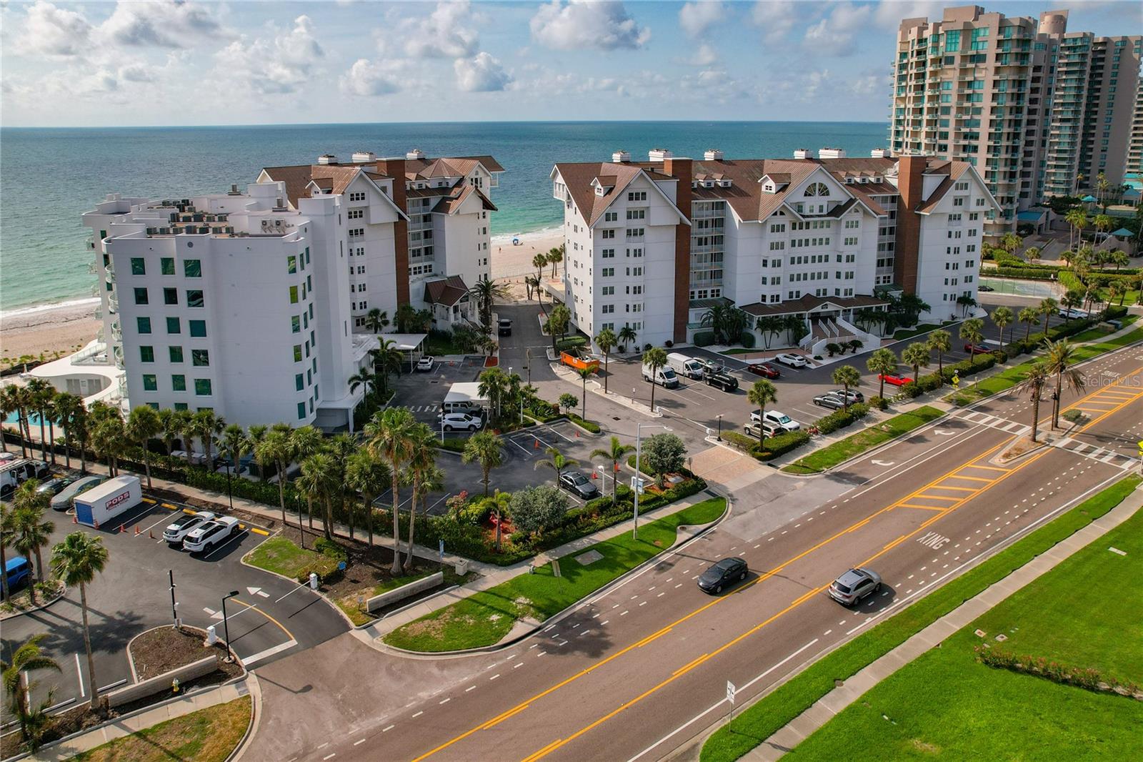 Listing photo id 42 for 1586 Gulf Boulevard 2502